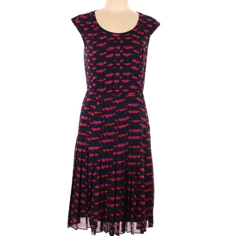NEW Halogen lip print dress